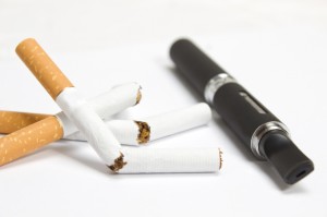 ecigarette-vs-cigarette-300x199